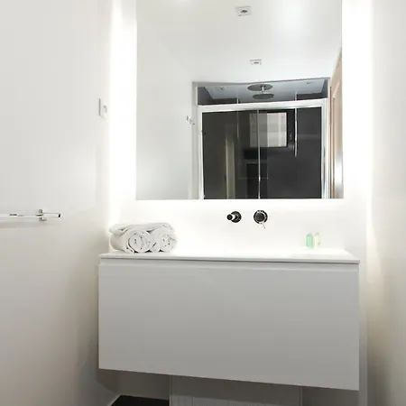 Private Apartment - St. Germain - Left Bank *